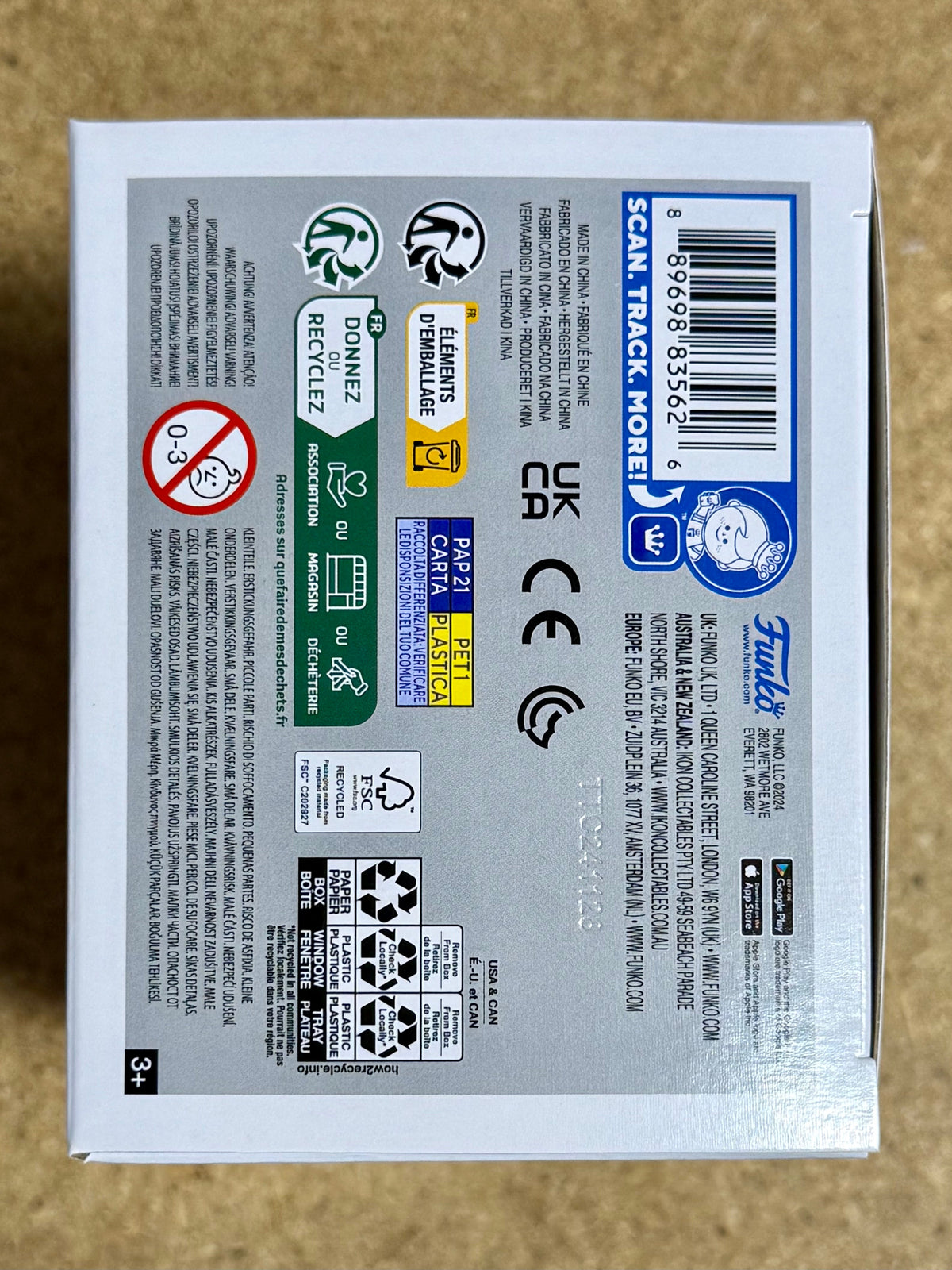 Funko Pop! Plus Movies Beetlejuice On Tombstone #1757 (BOX DMG)
