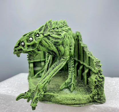 H.P. Lovecraft’s Hound of Tindalos Statue, Hand Painted Sculpture