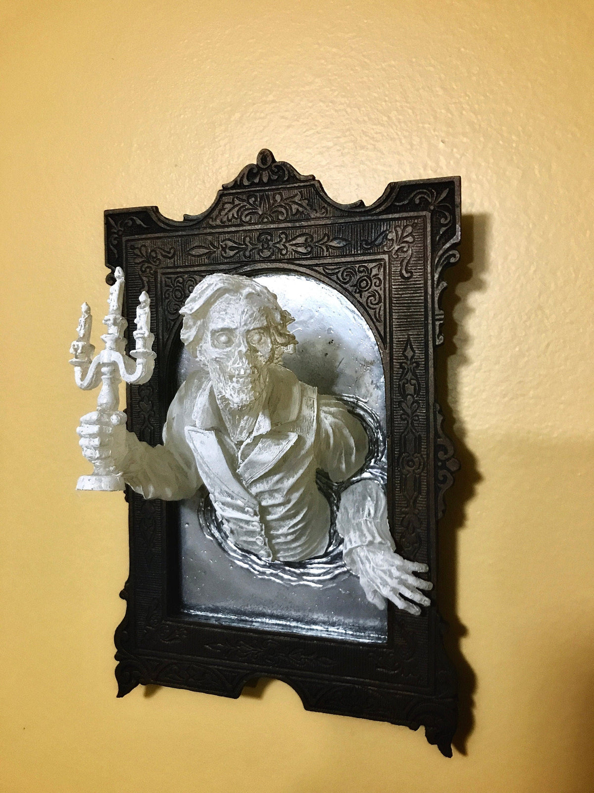 Gentleman Ghost Ghoul Mirror Version