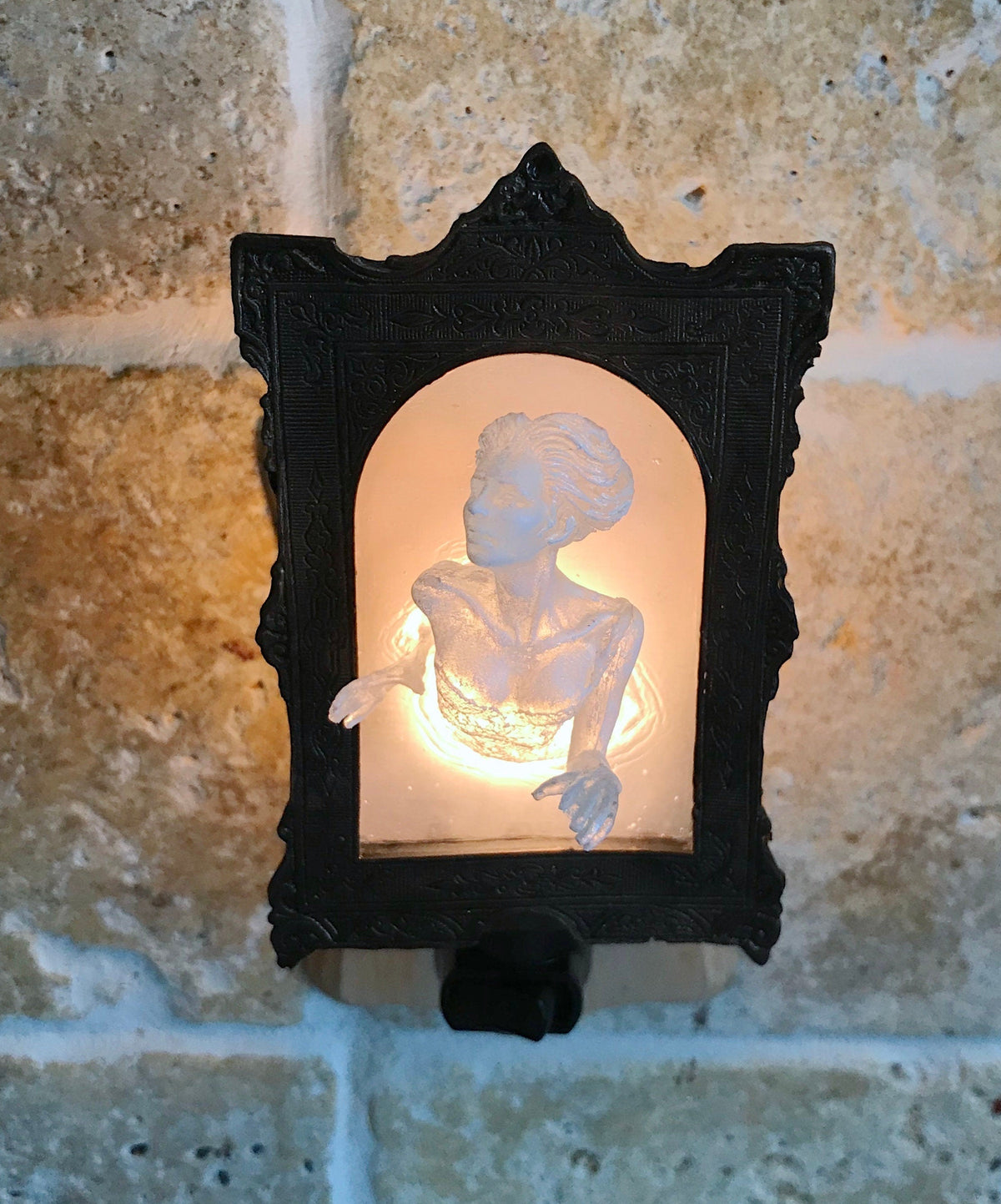 Ghost in the Mirror Nightlight