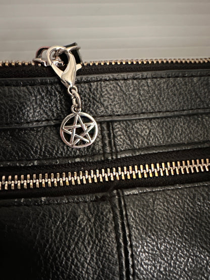 Pentacle Keychain Charm – Witchy Zipper Pull Bag Charm for Witches & Pagans