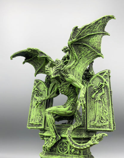 H.P. Lovecraft Nightgaunt Statue Figurine