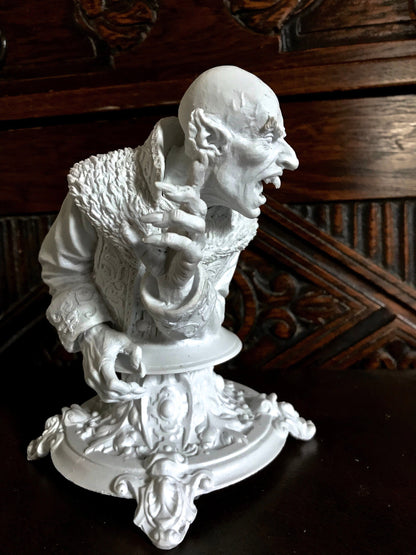 Dracula: Nosferatu Bust,Resin Sculpture | Legendary Vampire Figurine