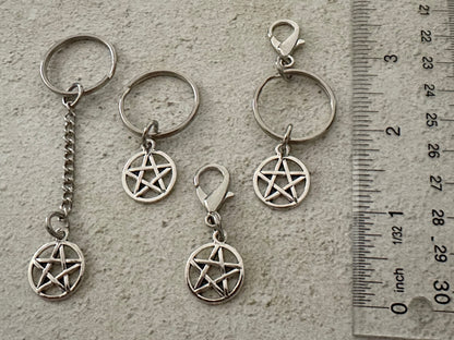 Pentacle Keychain Charm – Witchy Zipper Pull Bag Charm for Witches & Pagans