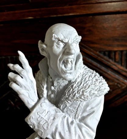 Dracula: Nosferatu Bust,Resin Sculpture | Legendary Vampire Figurine