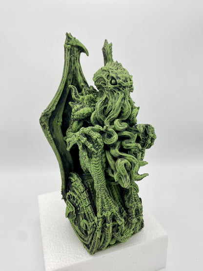 Cthulhu Enthroned Statue, Hand Painted Resin Sculpture