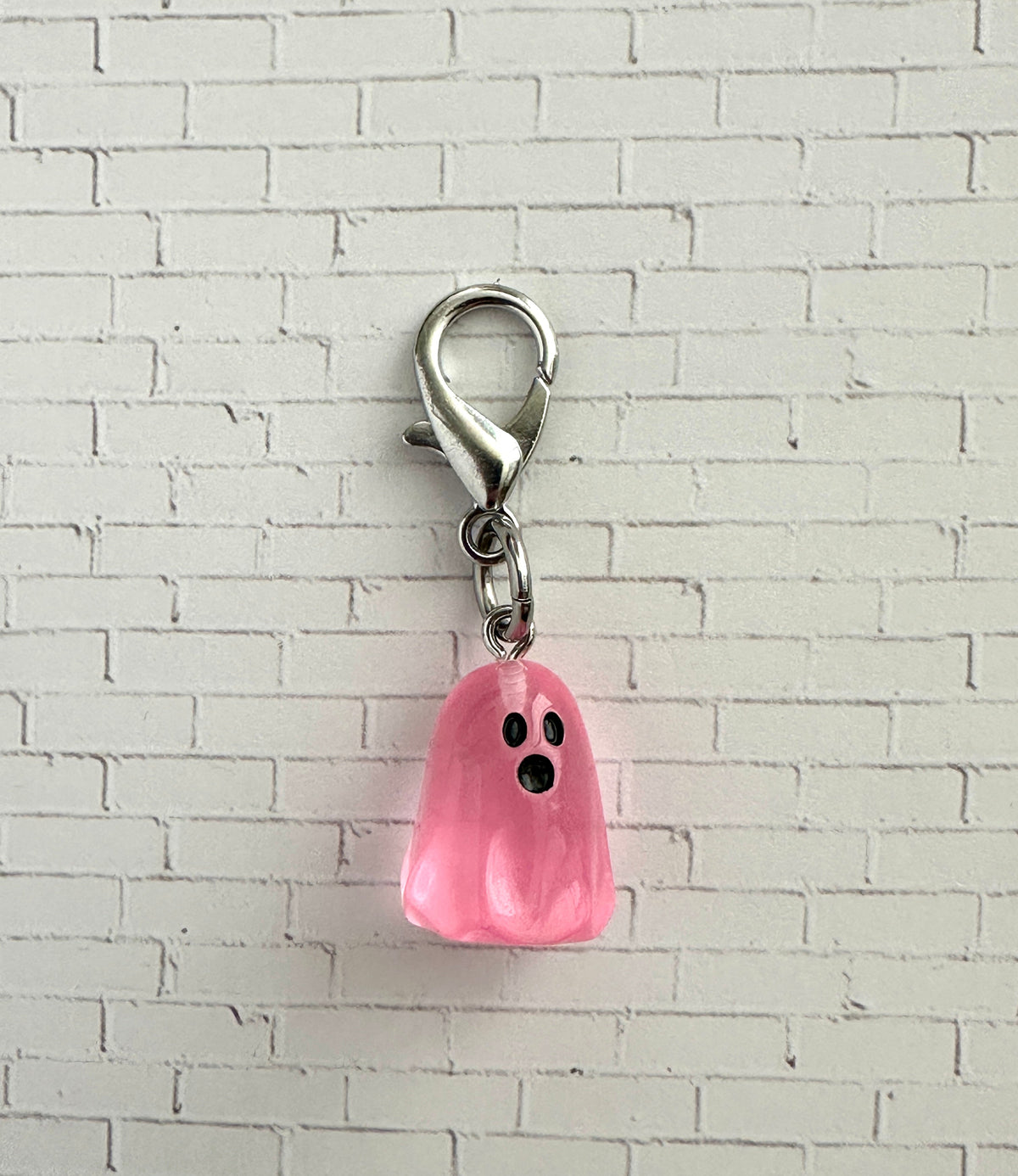 Glow in the Dark Ghost Zipper Pull/Bag Charm/Keychain for Halloween and Horror Fans