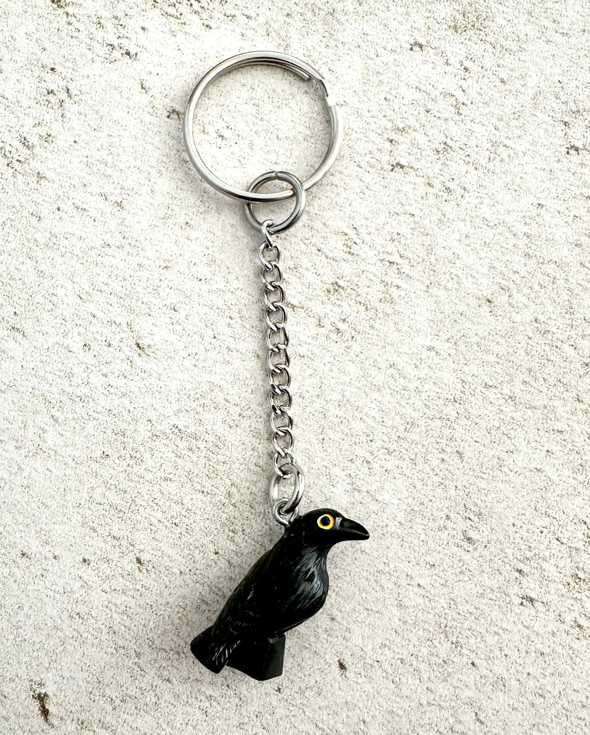 Crow Raven Bag Charm Keychain – Spooky Zipper Pull for Goths, Witches & Horror Fans