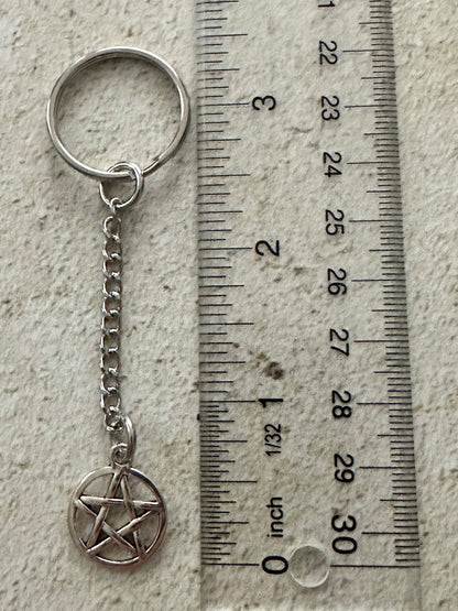 Pentacle Keychain Charm – Witchy Zipper Pull Bag Charm for Witches & Pagans