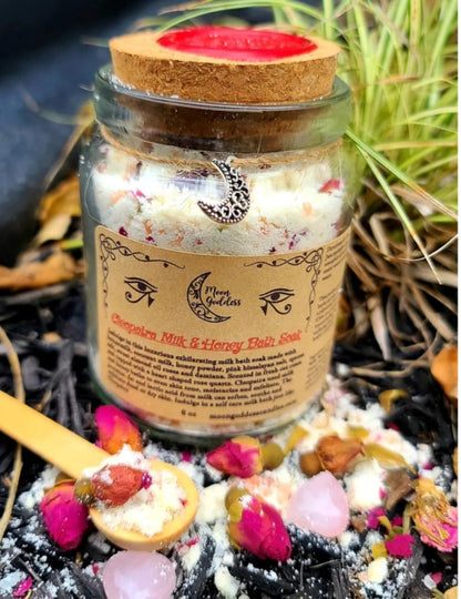 Cleopatra Milk & Honey Bath Soak - Shadow Threadz Crypt