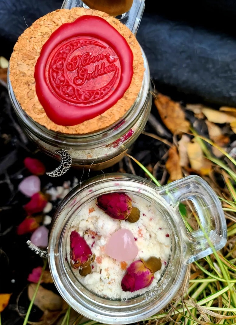 Cleopatra Milk & Honey Bath Soak - Shadow Threadz Crypt