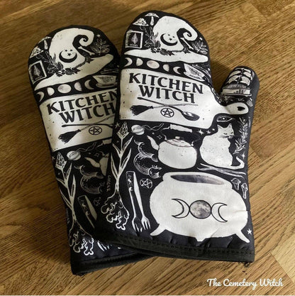 Set of 2 Kitchen Witch Oven Mitt | Pot Holders Set