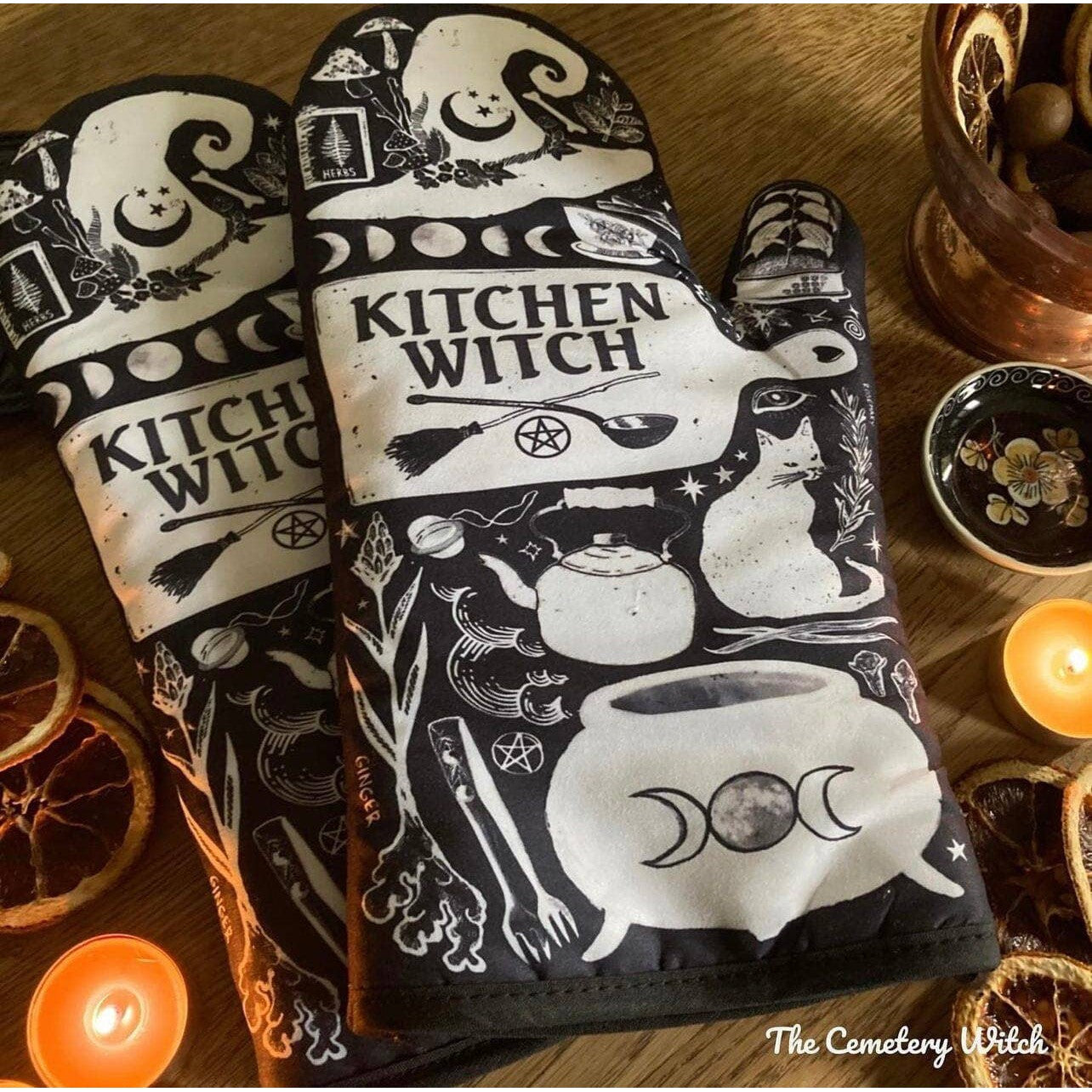 Set of 2 Kitchen Witch Oven Mitt | Pot Holders Set