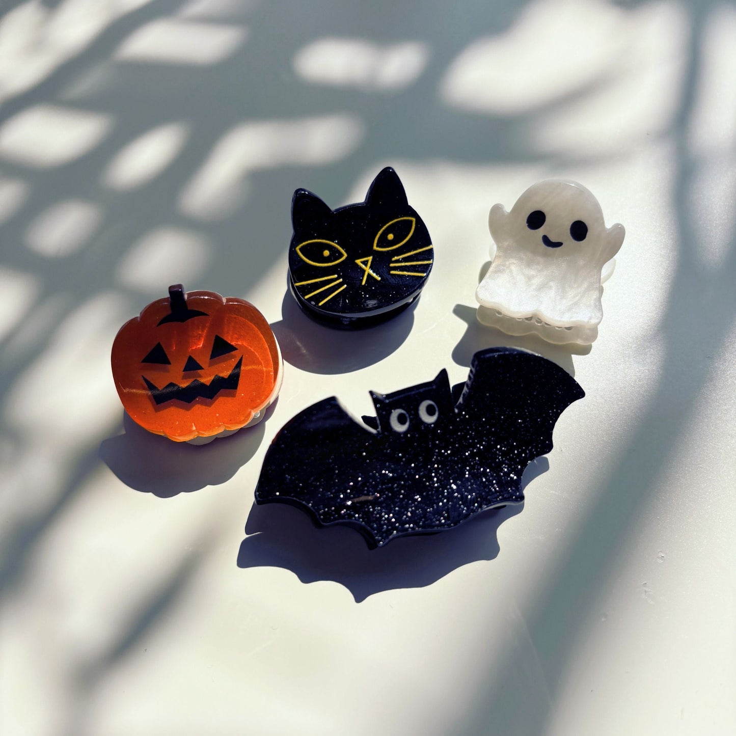 Set of 4 Velvet Claws Mini Spooky Hair Claws