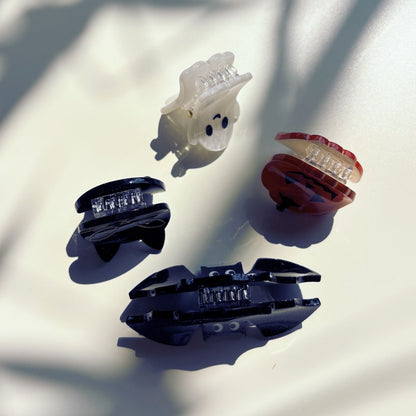 Set of 4 Velvet Claws Mini Spooky Hair Claws