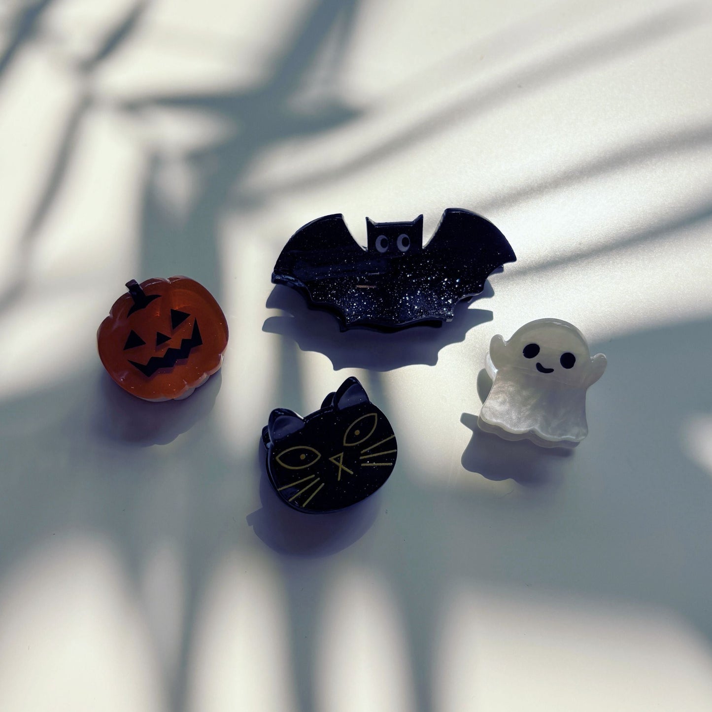 Set of 4 Velvet Claws Mini Spooky Hair Claws