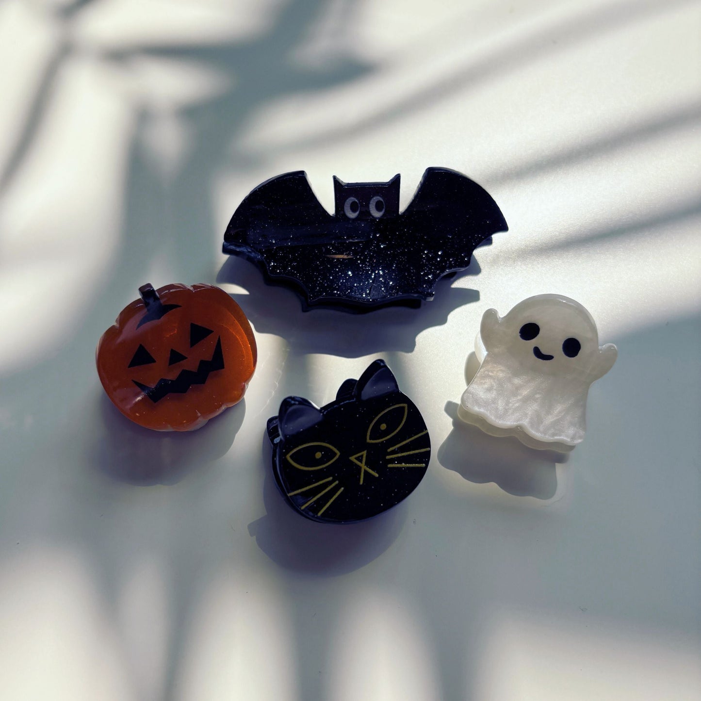Set of 4 Velvet Claws Mini Spooky Hair Claws
