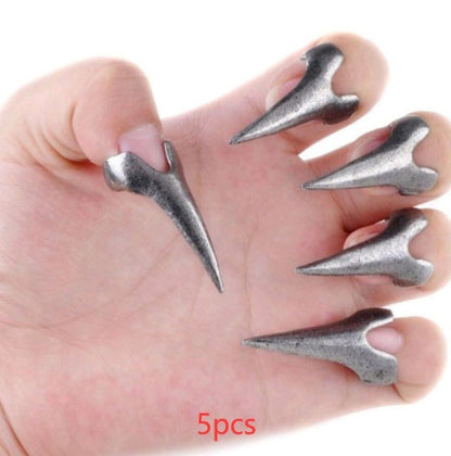 Hand showcasing five dramatic claw rings from the Ritual Claw Ring Set, perfect for gothic style and cosplay.