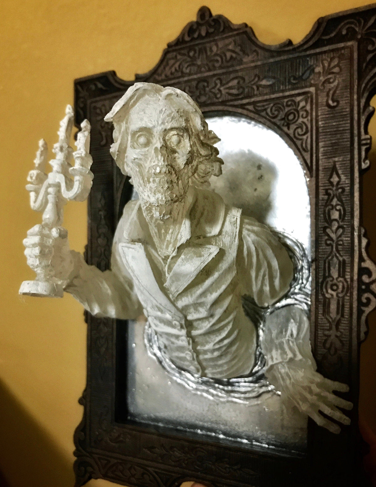 Gentleman Ghost Ghoul Mirror Version