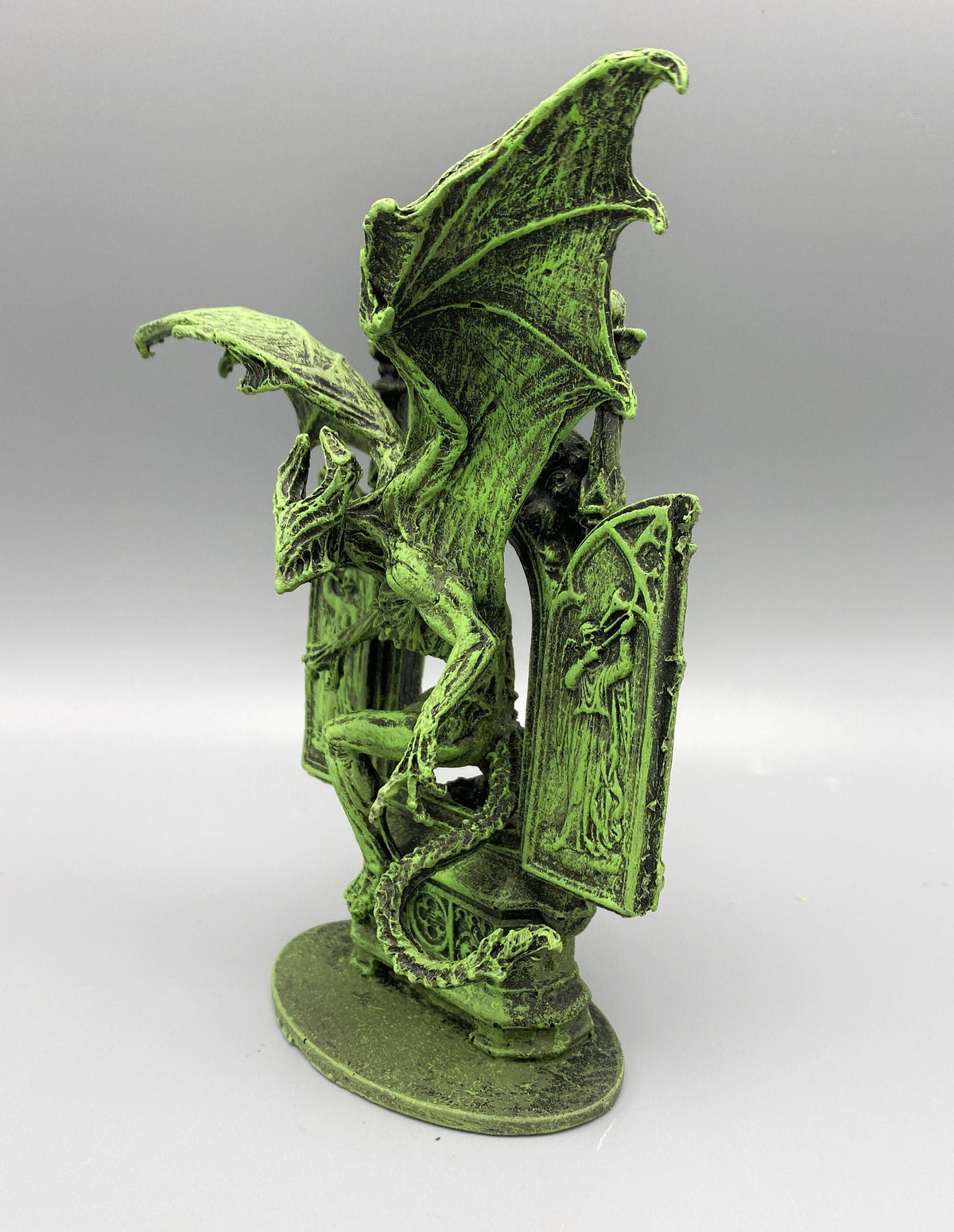 H.P. Lovecraft Nightgaunt Statue Figurine