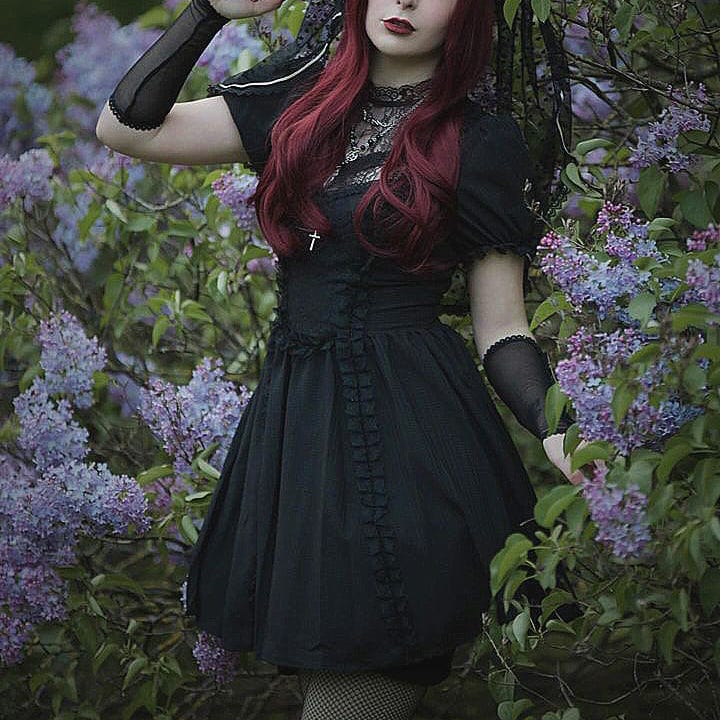 Porcelain Shadow Puff-Sleeve Lace Dress detail view