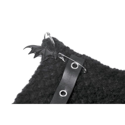 Crosswired Chain Knit Beanie detail view