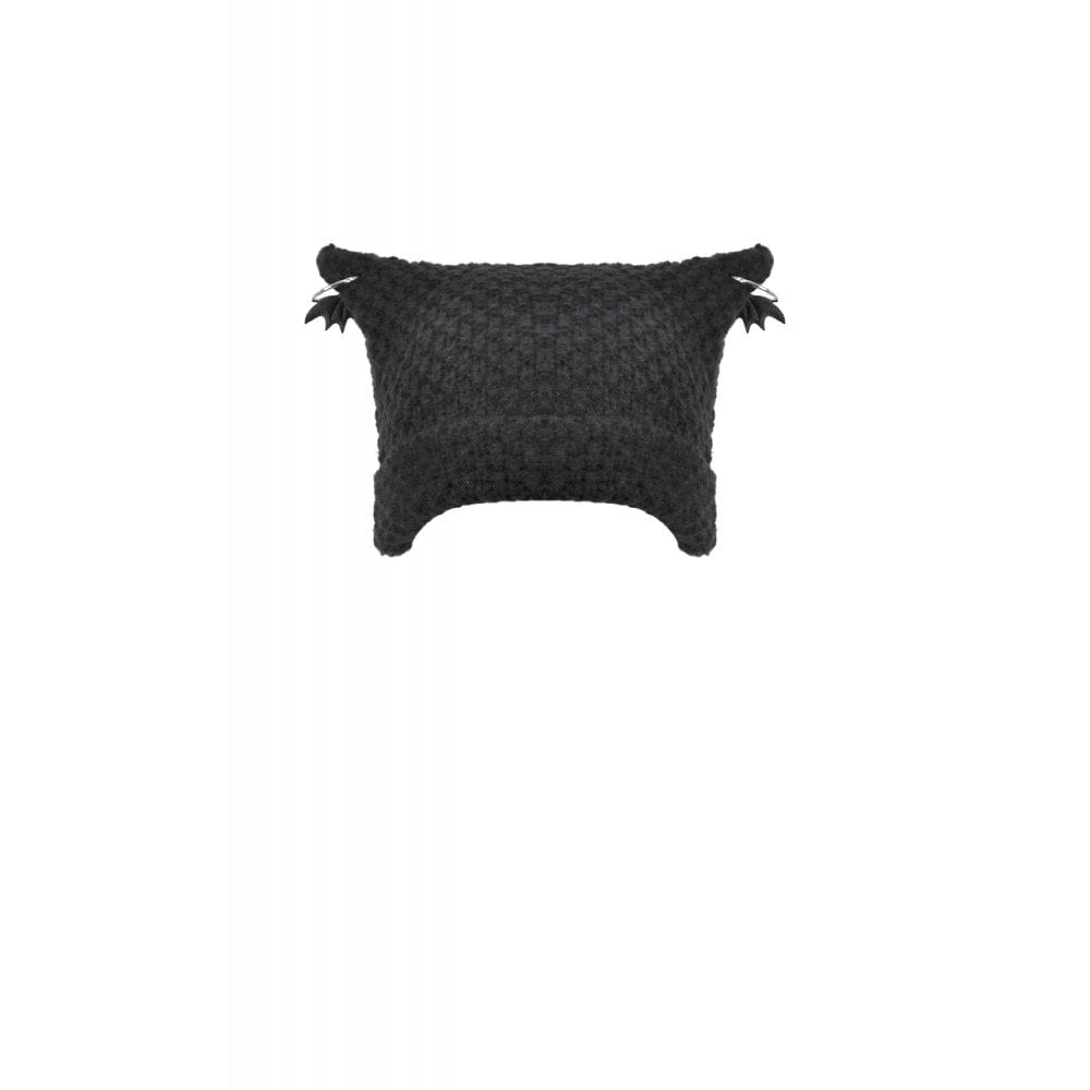 Crosswired Chain Knit Beanie detail view