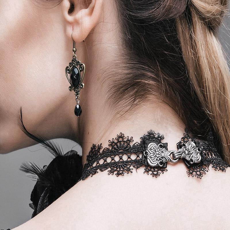 Dead Rose Lace Neckband detail view