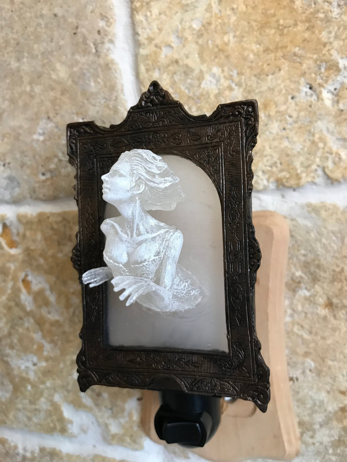 Ghost in the Mirror Nightlight