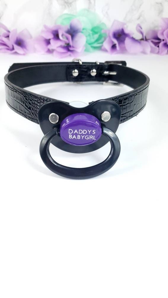 Daddy's BabyGirl Black Pacifier Gag