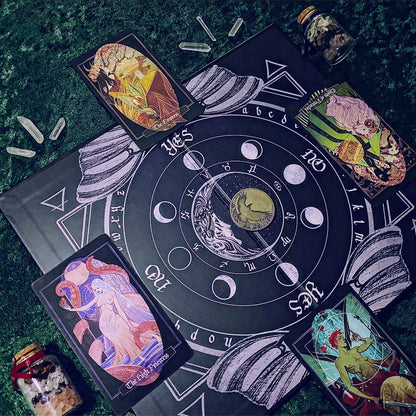 Pendulum Board - Luna Moth