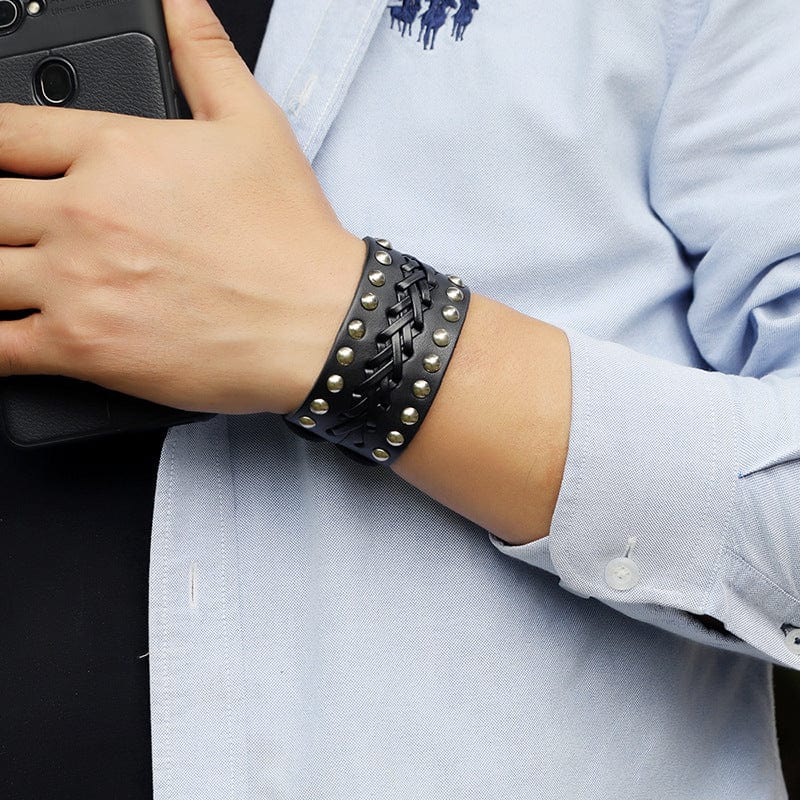Wayfarer Braided Wristband