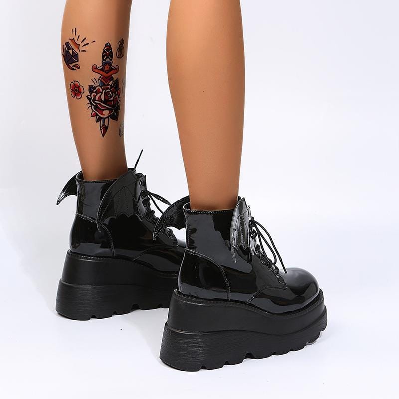 Baby Bat Round-Toe Shoes