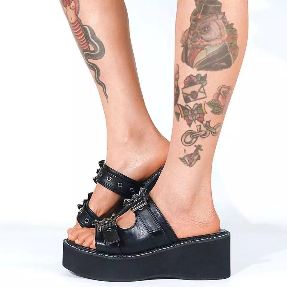 Bat Metal Buckle Slides