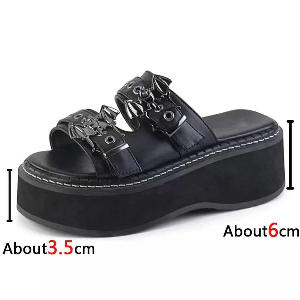 Bat Metal Buckle Slides
