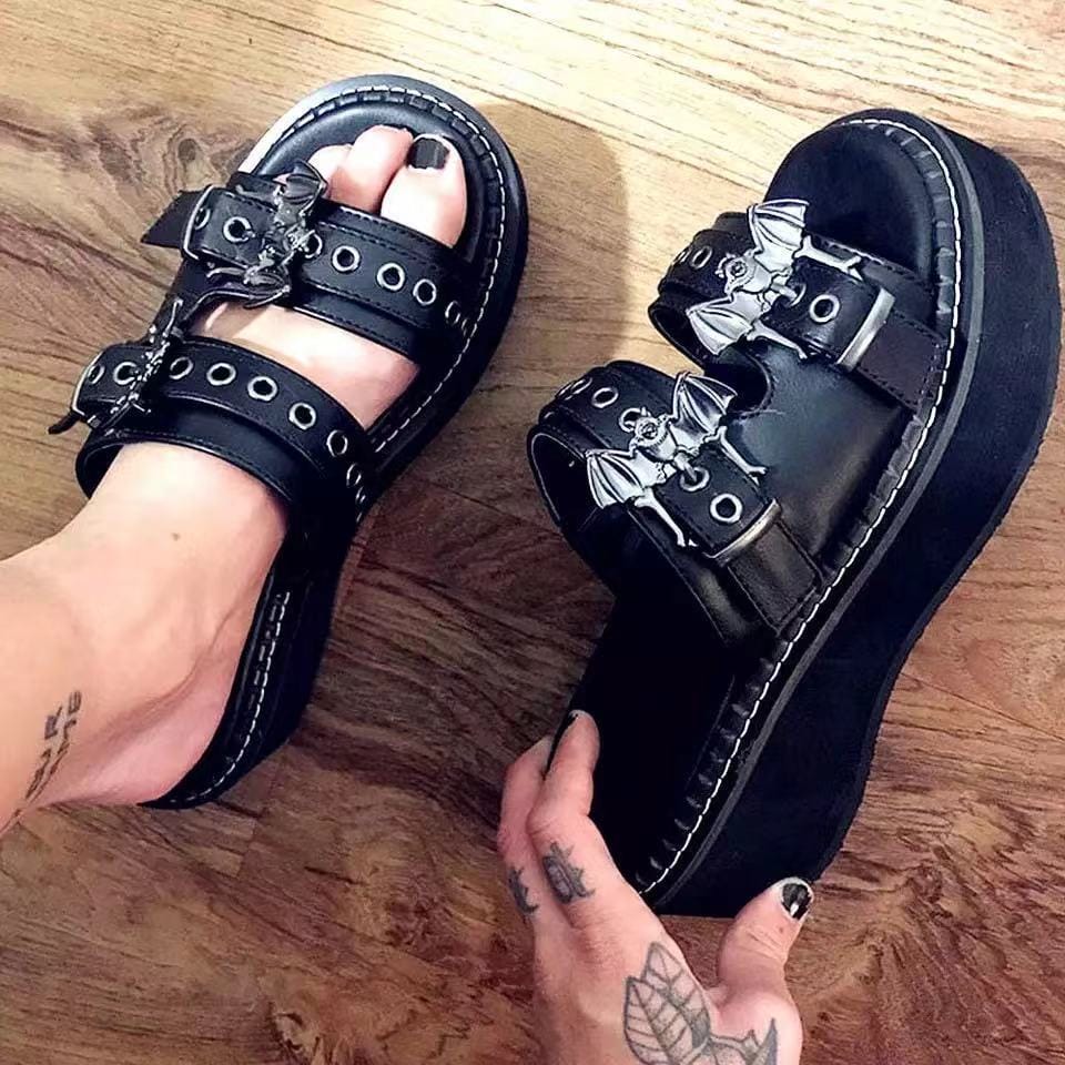 Bat Metal Buckle Slides