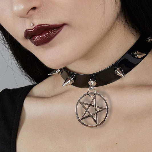 Ritual Spike Pentacle Choker