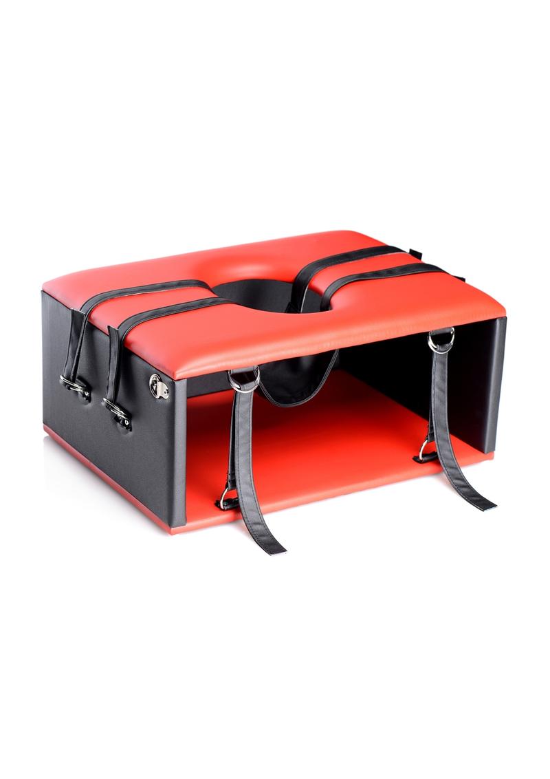 Master Series BDSM Queening Chair - Shadow Threadz Crypt