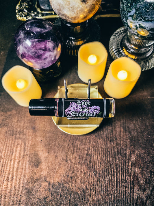 Eternal Darkness (Lilac & Cream) Seance Rollerball Oil Perfume
